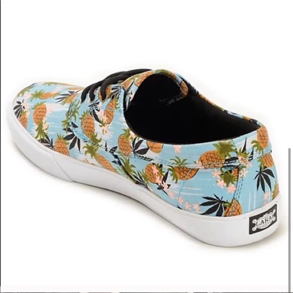 Pineapple Express waterfall flower weed sneakers - Picture 4 of 5